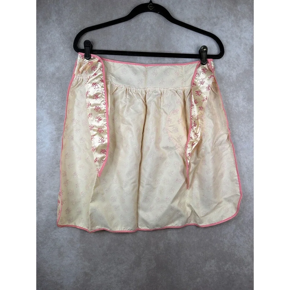 VTG 50s Half Apron‎ Women Cream Pink Satin Tear Pocket Floral Trad Wife Baking